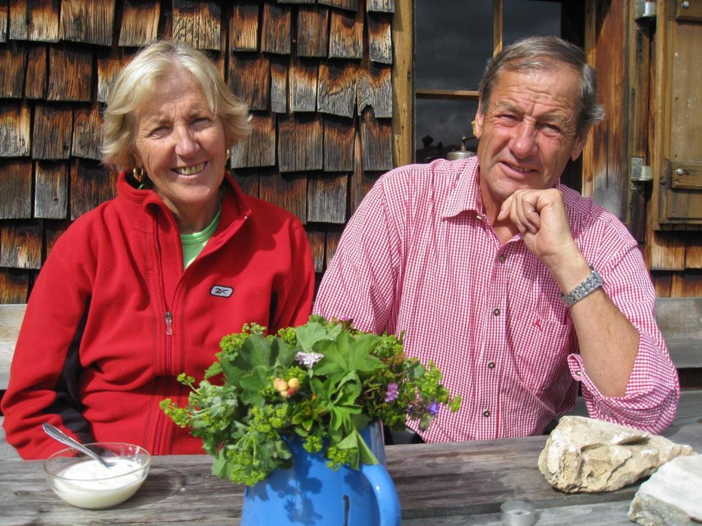 Haus Bergheimat - Familie Oberacher Pensionat Fulpmes Rum bild
